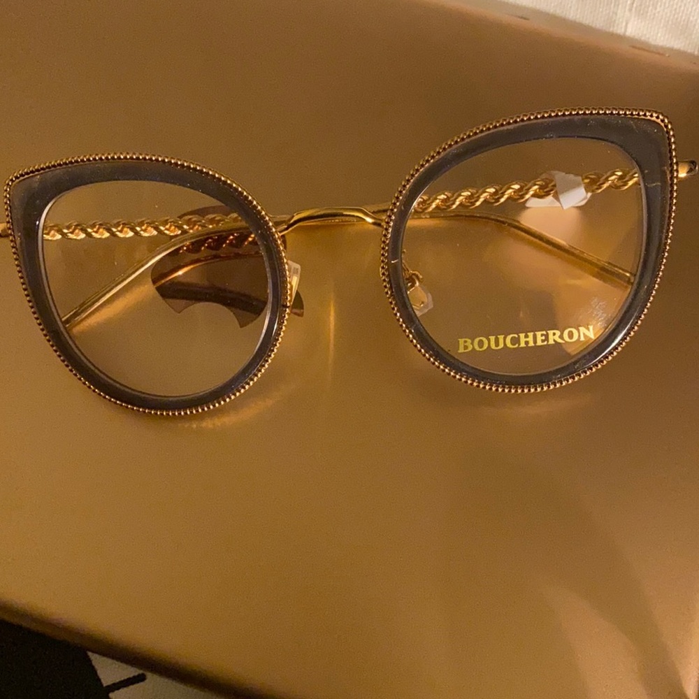 Eyewear